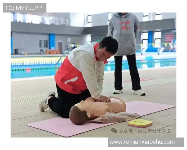 通过游泳锻炼提升身体素质与心肺功能的科学方法与技巧